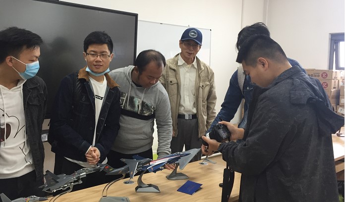 飞行仿真实验室投入使用1